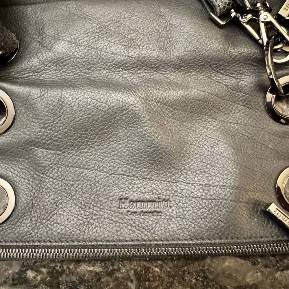 Hammitt- Montana Reversible Crossbody- Large 🖤 - Picture 6 of 11